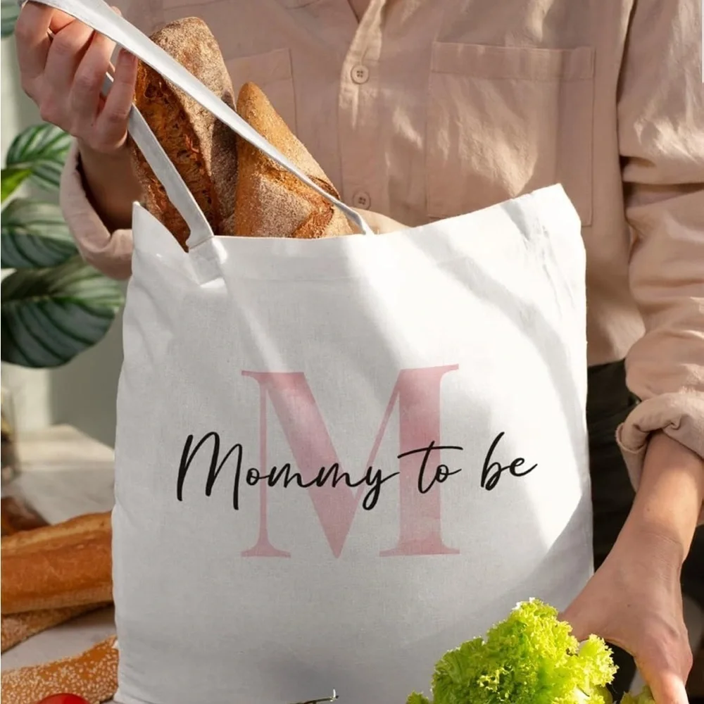 White 'Mommy to Be' Tote Bag NWT